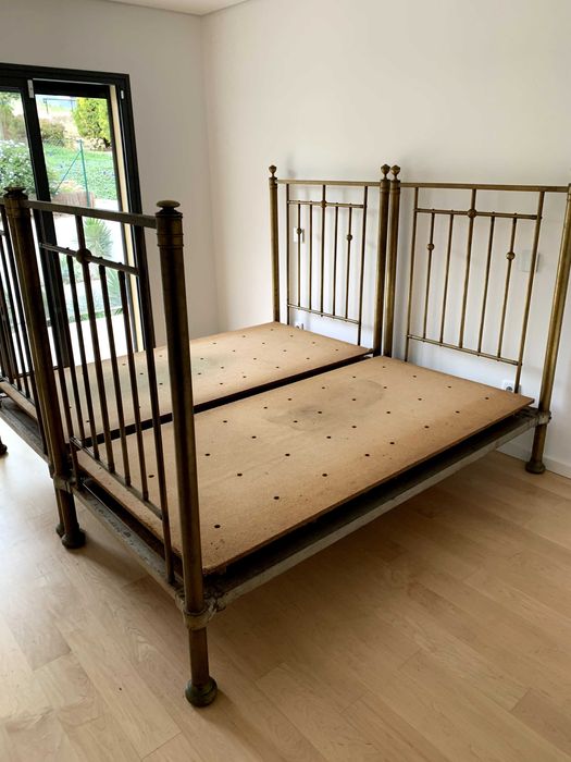 Duas Camas Em Latão (150€ Por Cama ou 300€ Conjunto)