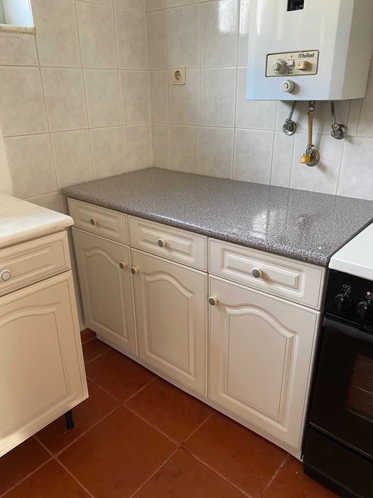 Móvel de cozinha com bancada