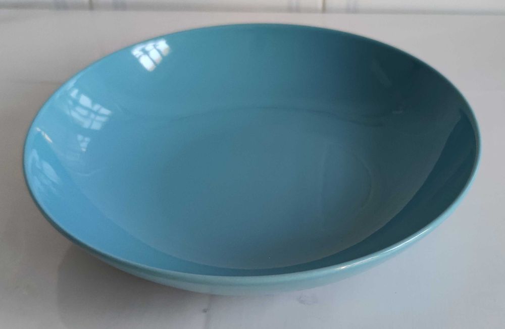 Taça de média dimensão, em cerâmica