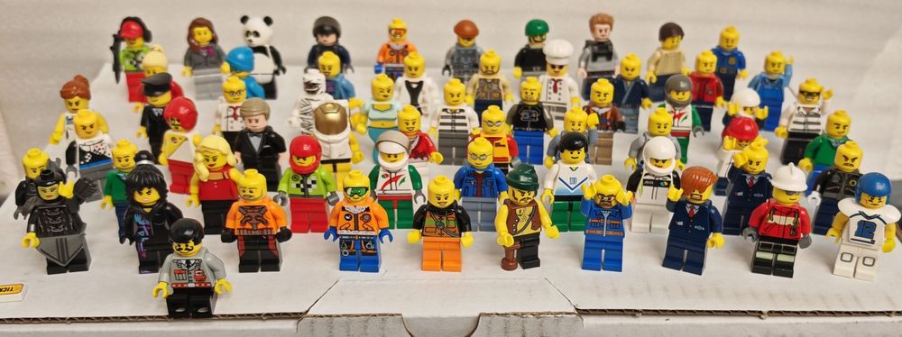 Ludziki lego 61 sztuk klocki LEGO