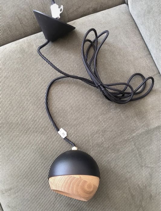 Westwing puekna lampa kula dąb metal loftowa