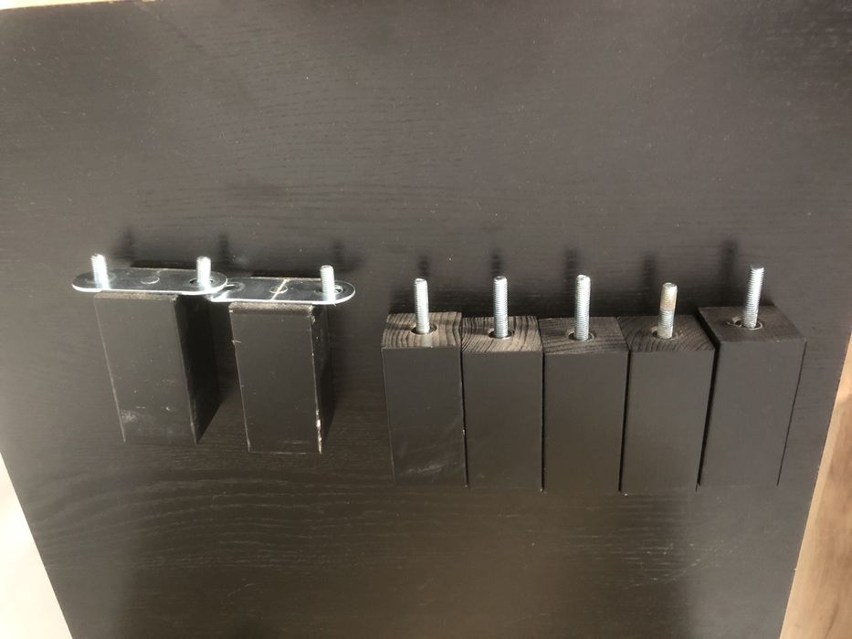 Aparador -Movel IKEA sala ou escritorio com tampo em vidro.