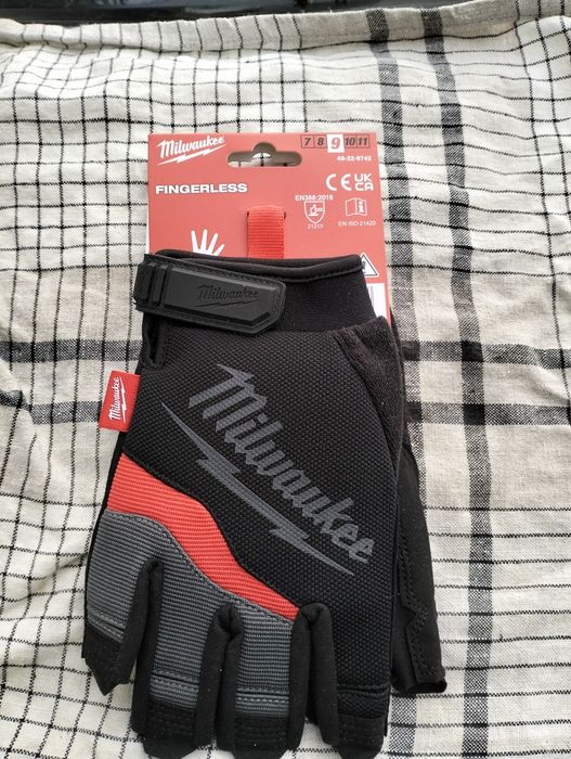 Рукавиці безпалі Milwaukee 9/L