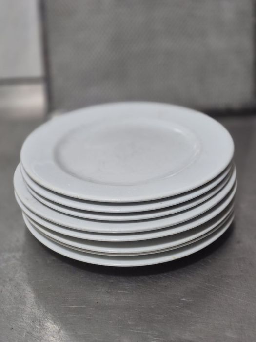 Loiça restaurante (72 pratos)