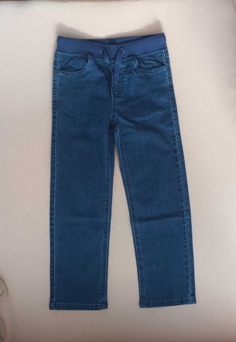 Nowe spodnie chłopięce, jeansowe rozm 140