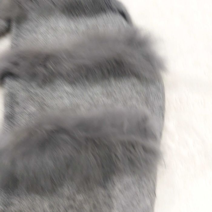 Світер з хутром  сірий