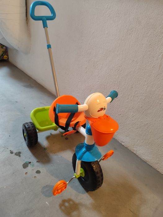 Triciclo de passeio criança Chicco