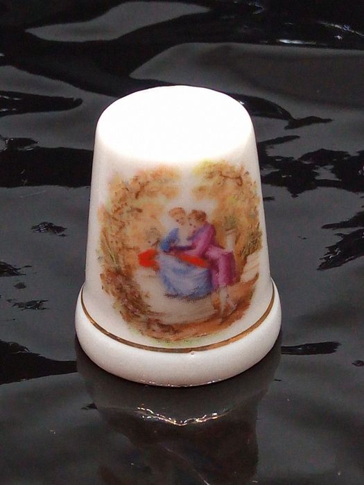 Dedais antigos em porcelana