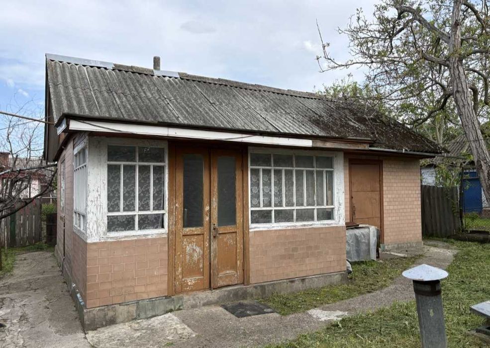 .Продаж будинку у с. Білозір'я.