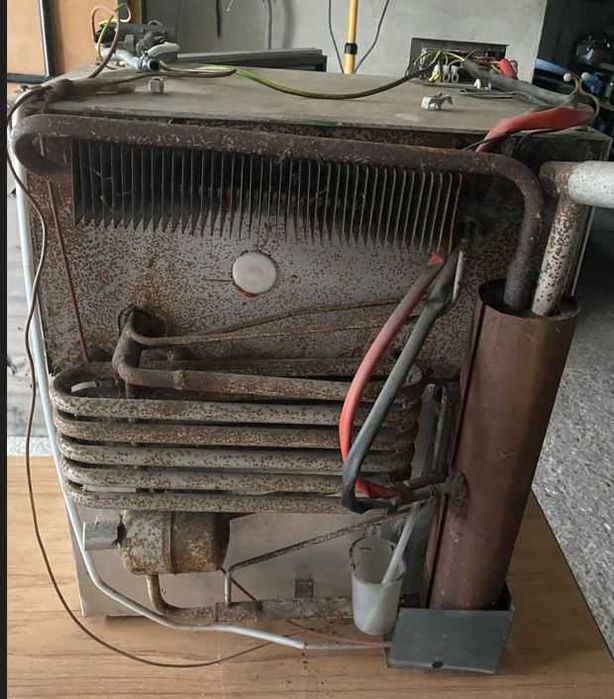 Lodówka Electrolux RM200B 12v,220V, GAZ do kempingu/kampera