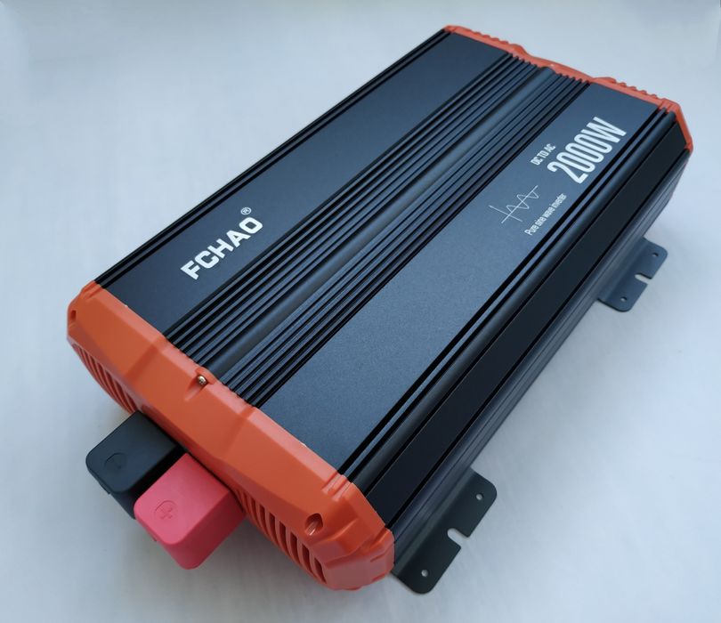 Інвертор фірмовий FCHAO номінал 2000w, пік 4000w