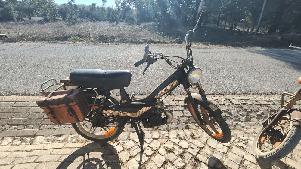 Motorisadas 51 black