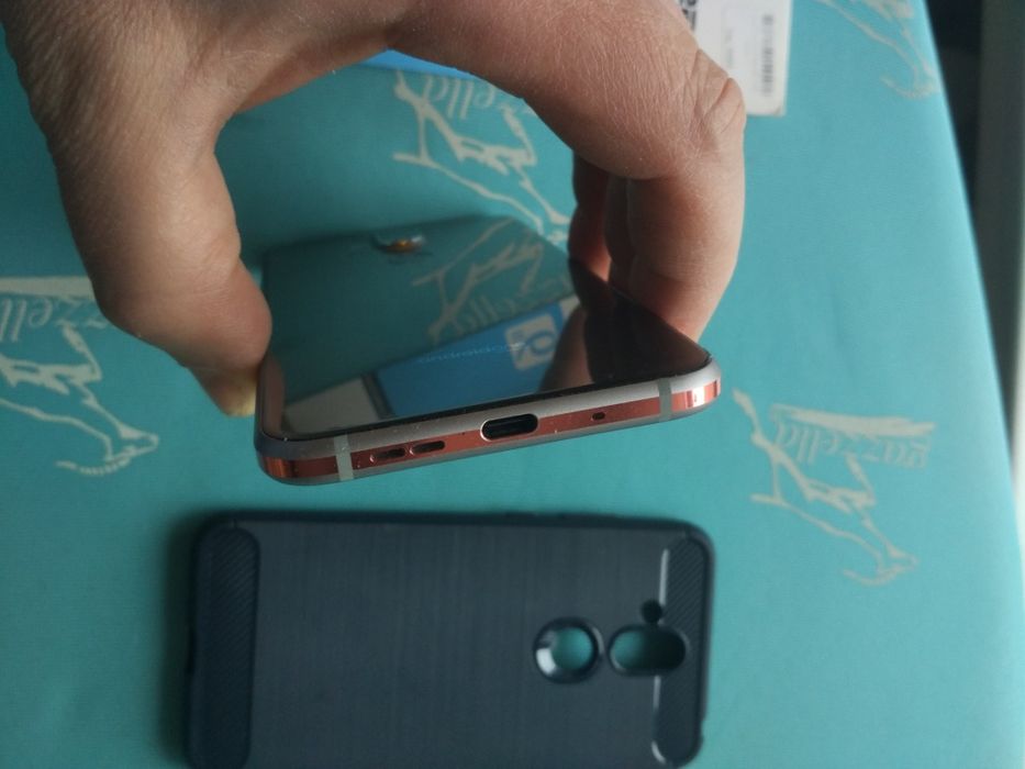 Телефон Nokia 8.1 4/64