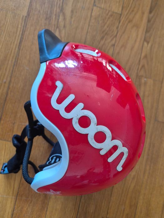 Dziecięcy kask Woom czerwony S (50-53 cm)
