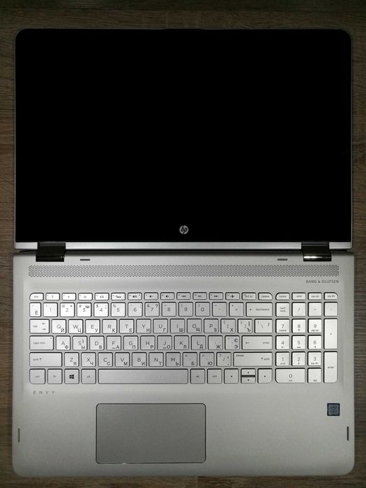 HP ENVY x360 m6 (15,6", Intel Core i5-7200U, RAM 12Гб, SSD 480 Гб)