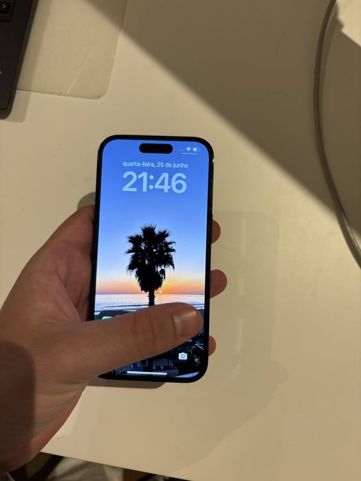 Iphone 14 pro em prefeito estado