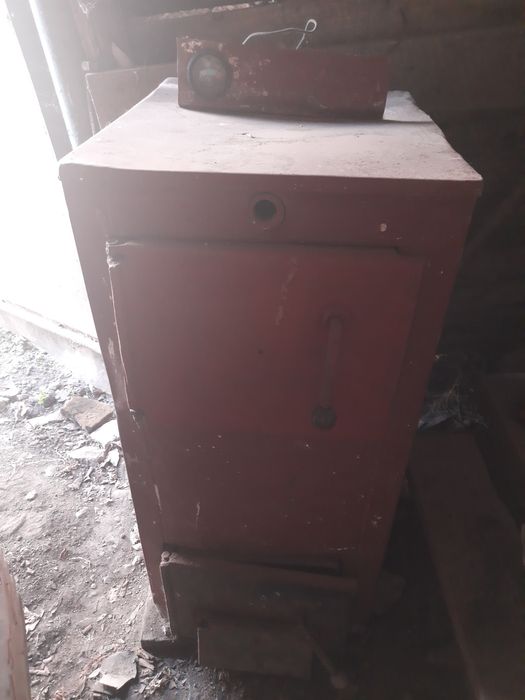 Твердопаливний котел