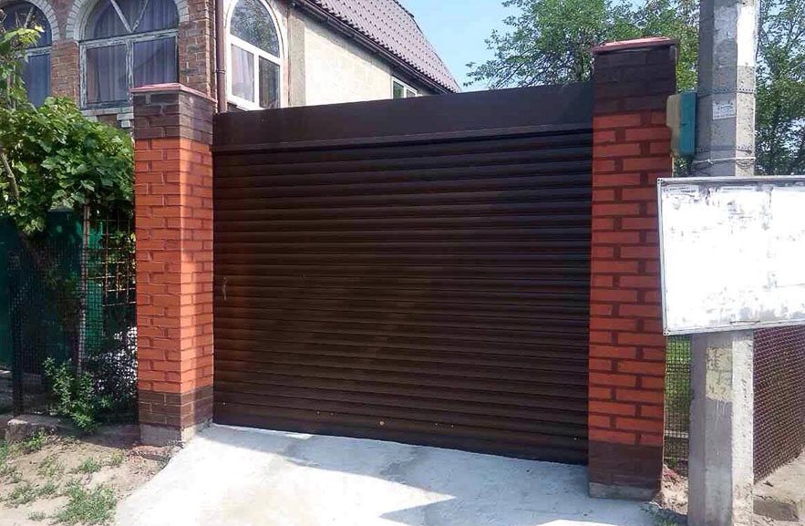 Защитные ролеты на окна и двери. Гаражные роллеты. Роллетные ворота --