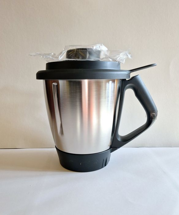 Thermomix,  naczynie mixujące/garnek z koszyczkiem nowe Tm6