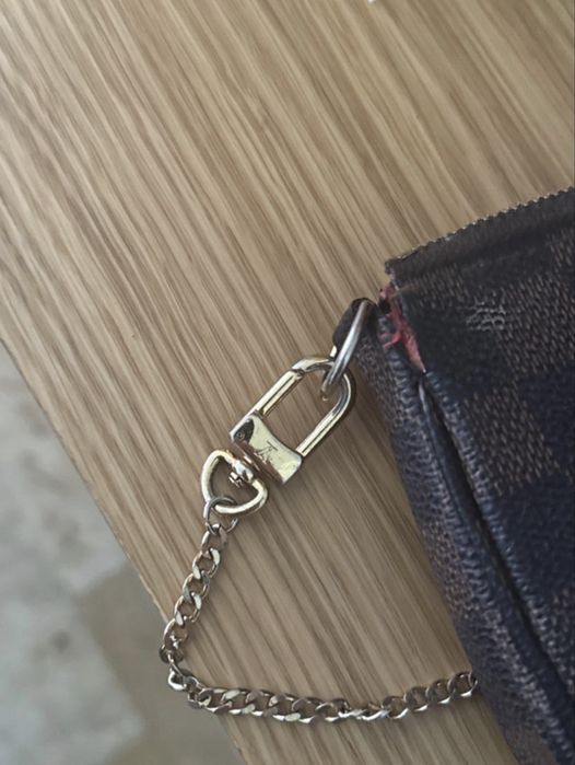 Louis vuitton mini pochette