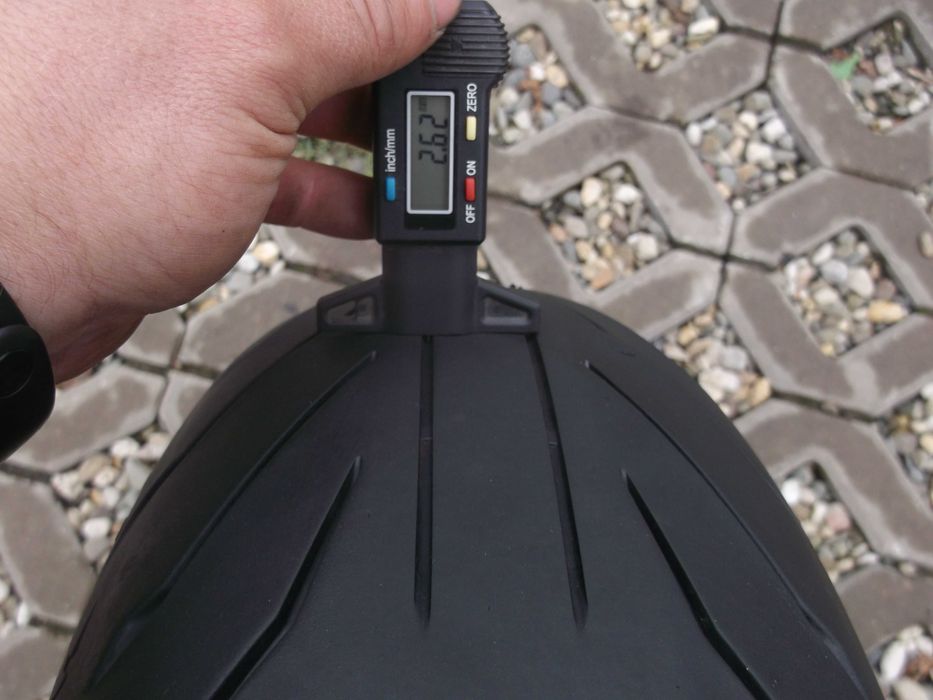 opona 180/55ZR17 Pirelli Angel GT II 2 dot3022 cbr r1 zr17 2,6mm