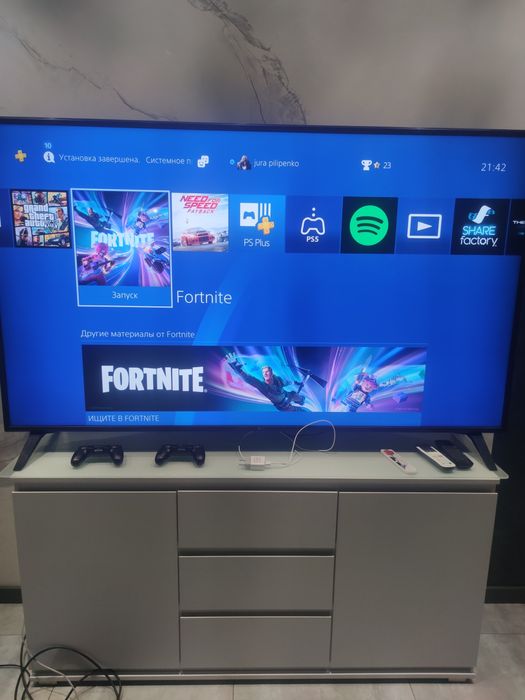 PS 4 PRO 1TB ігрова приставка