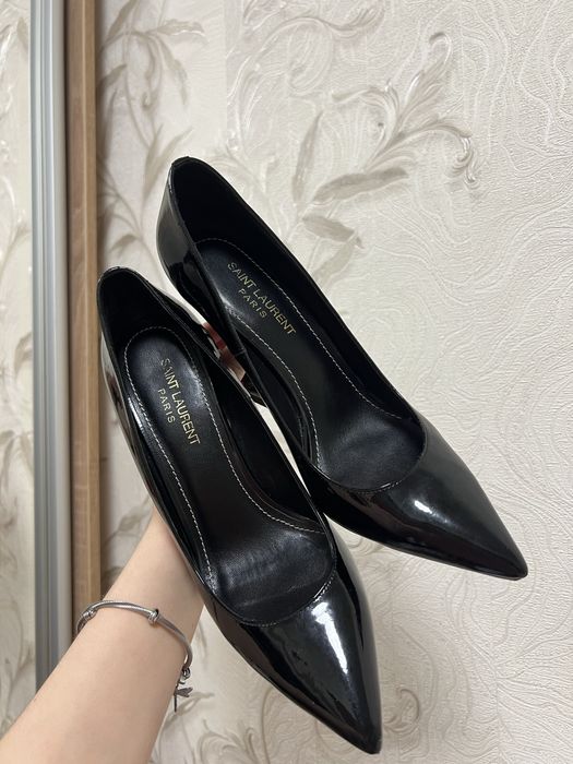 Туфли Saint Laurent Opyum YSL лодочки лаковые черные