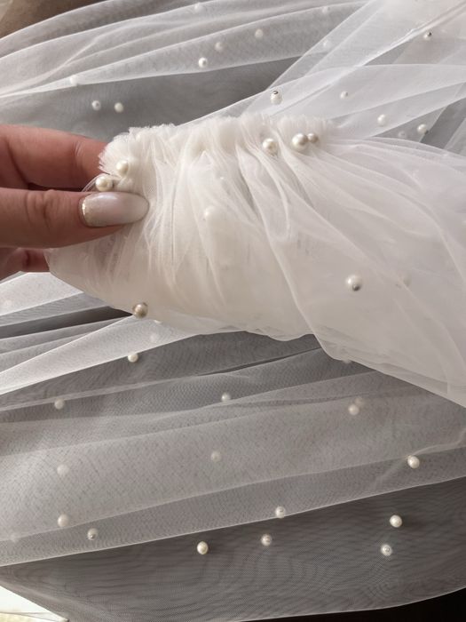 Весільна фата з перлинками