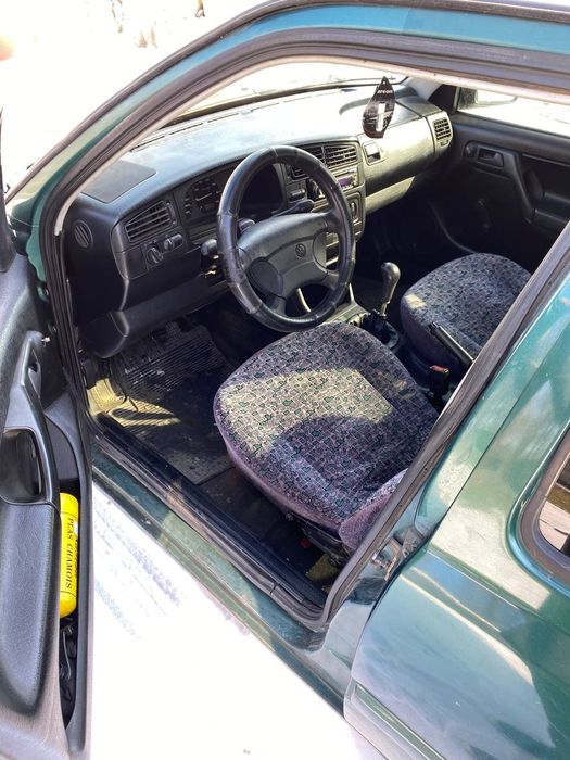 Продам Гольф 1.8 1996.