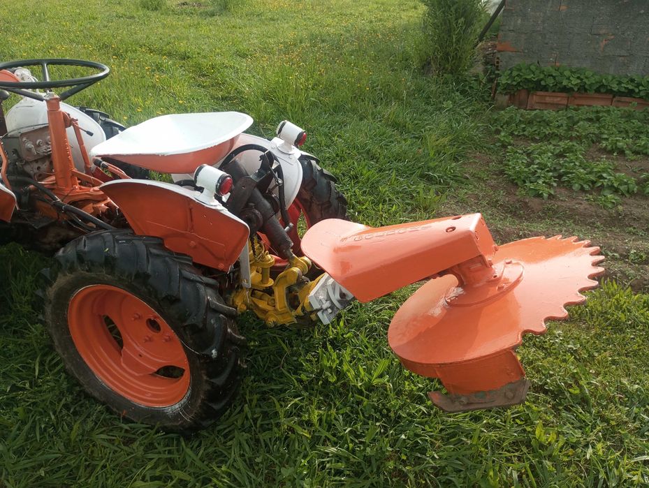 Trator Goldoni 4x4