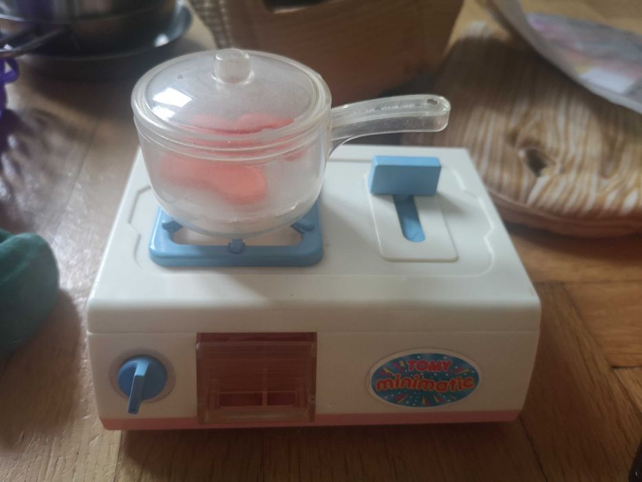 Zabawki dla dzieci sklep, kuchnia, jedzenie.