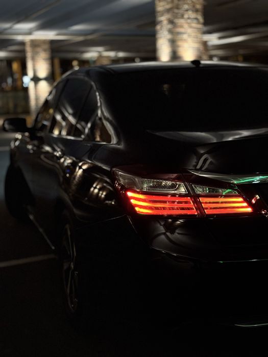 Продам авто HONDA ACCORD  2016 рестайлинг 34к пробега