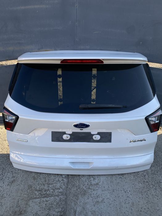 Ford Escape, Kuga mk2 кришка багажника, бампер, фанарі, підсилювач