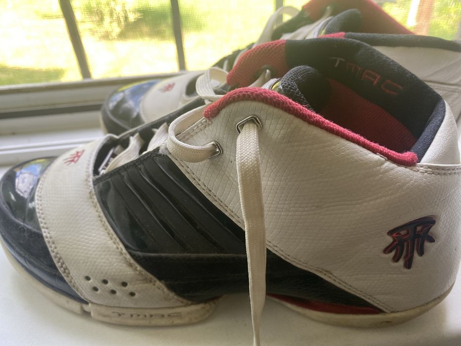 Кросівки Adidas T - max-6 40 розмір