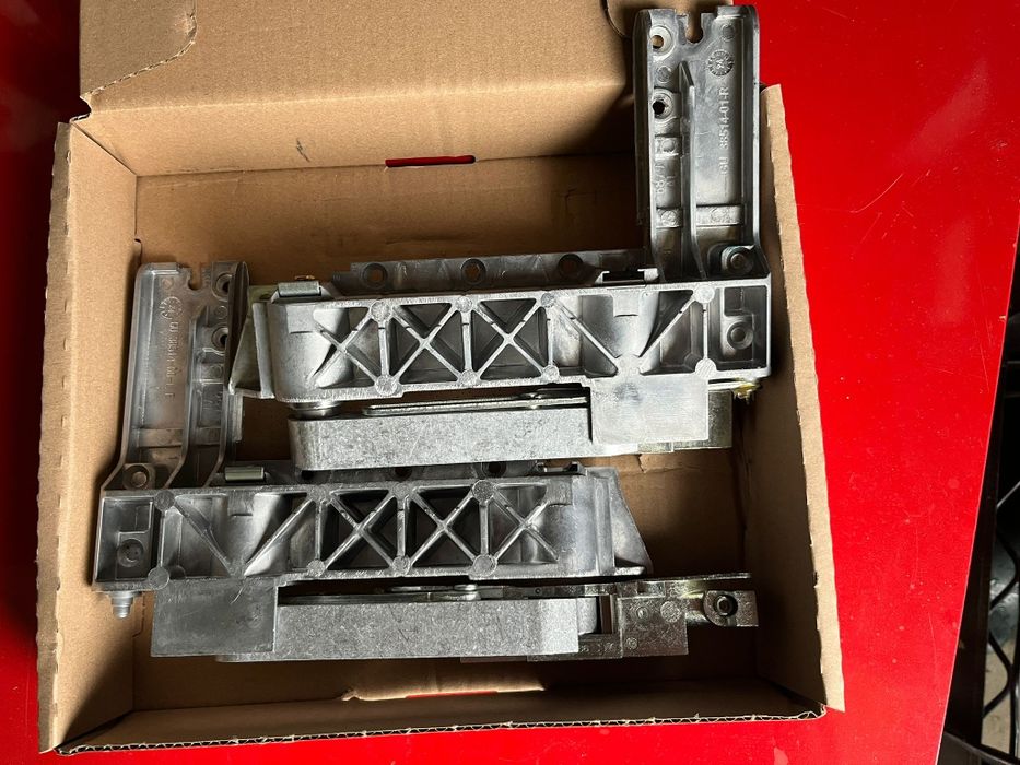 Wózki do drzwi tarsowych przesuwnych G-U