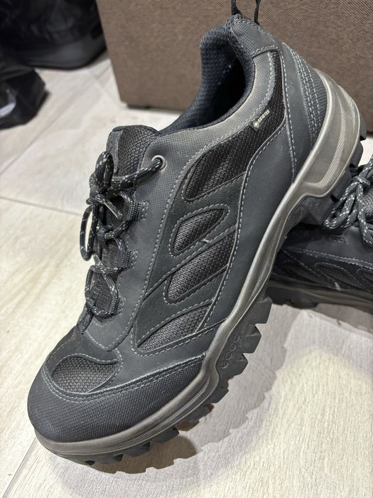 Продам ботинки Ecco на хлопця