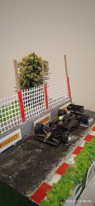 Diorama Senna GP Portugal 1985