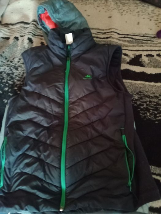 Conjunto de 3 casacos para criança usados