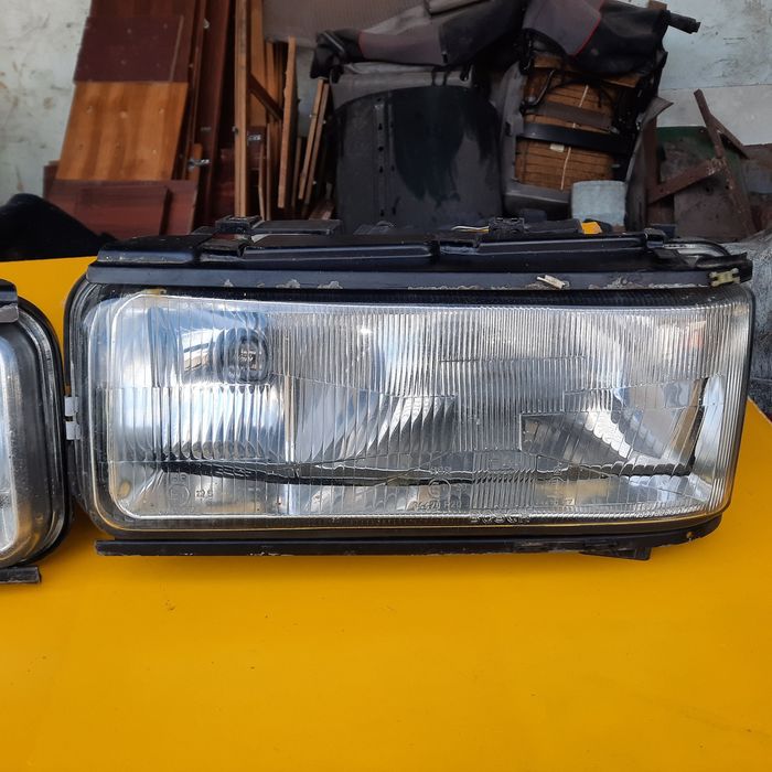 Фари ауді 200,Audi 200.права та ліва.