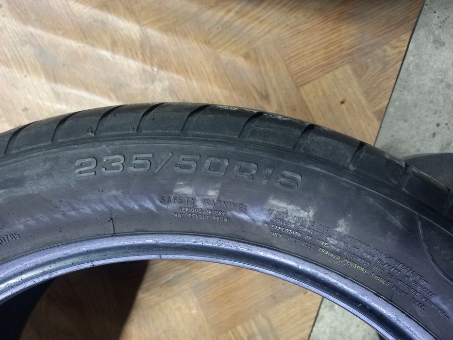 Продам шины 235 50 18 Гудиер Ф1