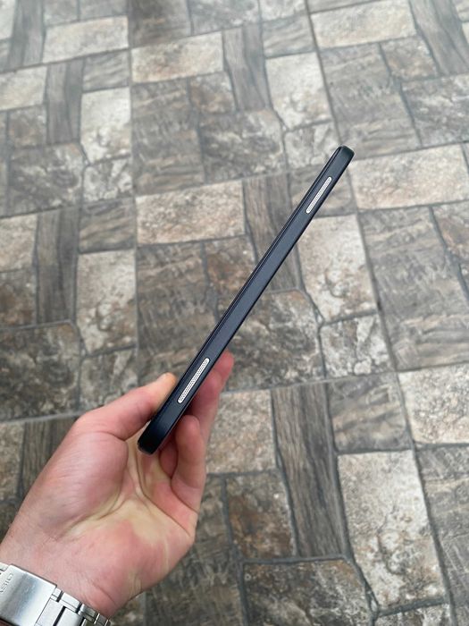 Планшет Samsung Galaxy Tab A SM-T585 10.1" LTE 2/32 GB + 64 GB гарний