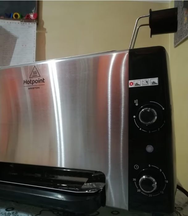 Grelhador vertical Ariston hotpoint