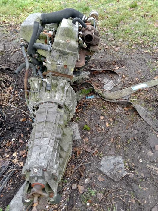 Silnik skrzynia biegów 2.4 TD BMW e 28 E30 E34 ,4HP-22 Automat