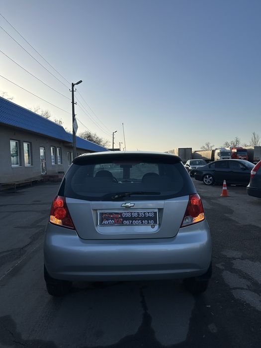 Aveo T200 для Автошколи додаткові педалі