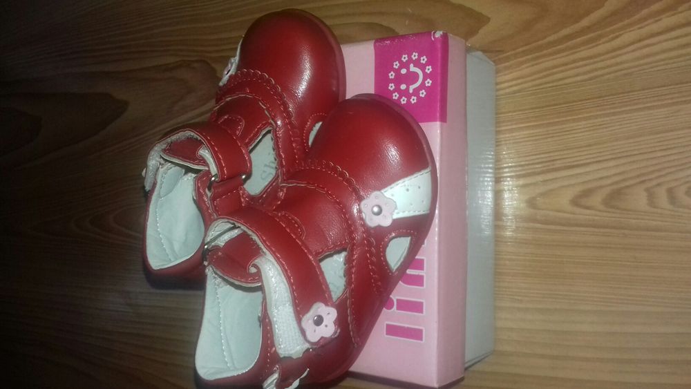 Buciki dla dziewczyki