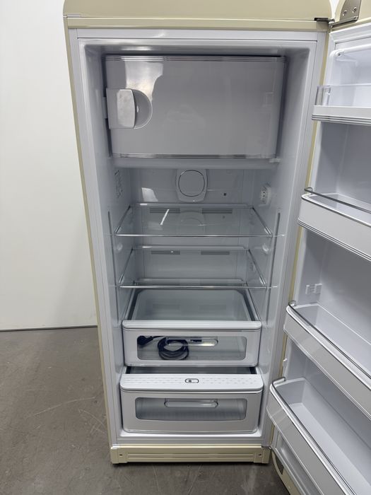 Холодильник Smeg FAB28 бежевий!