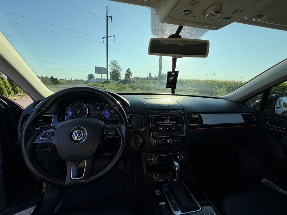 Продам VW Touareg FL 2015р
