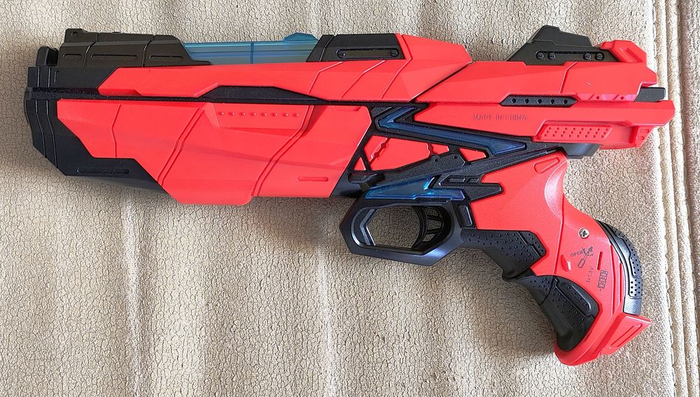 Бластер пистолет помповий Nerf