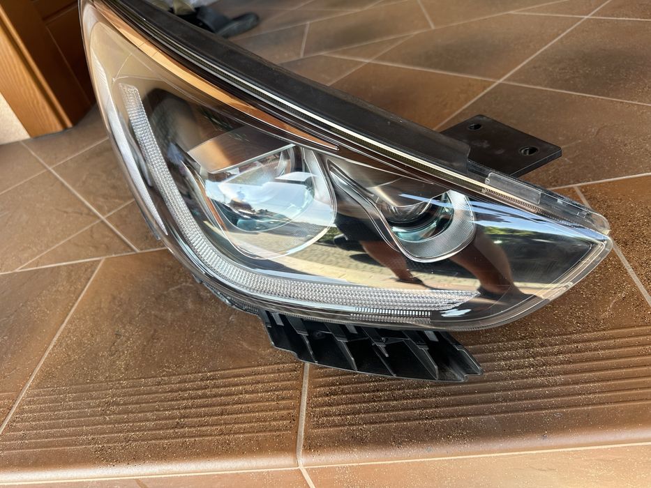 Фара для Kia niro
