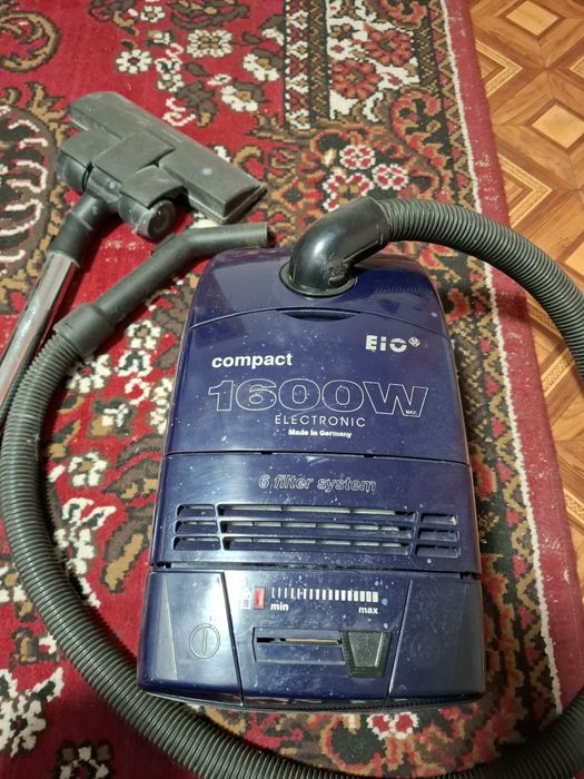Продам пилосос 1600w